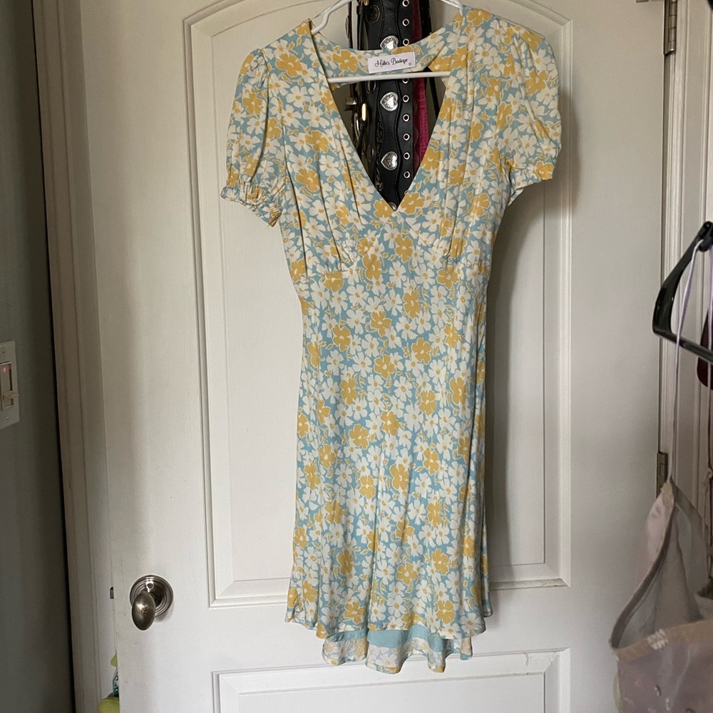Backless sun dress